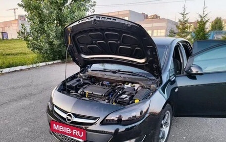 Opel Astra J, 2013 год, 640 000 рублей, 5 фотография
