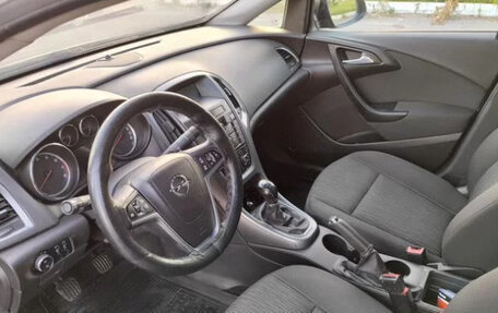 Opel Astra J, 2013 год, 640 000 рублей, 8 фотография