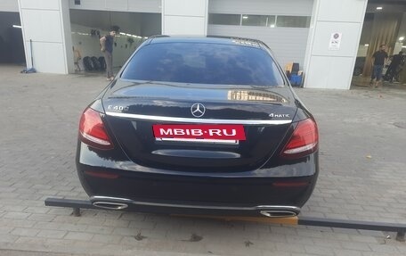 Mercedes-Benz E-Класс, 2017 год, 3 100 000 рублей, 6 фотография
