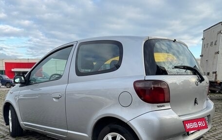Toyota Yaris I рестайлинг, 2000 год, 299 000 рублей, 6 фотография