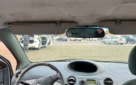 Toyota Yaris I рестайлинг, 2000 год, 299 000 рублей, 13 фотография