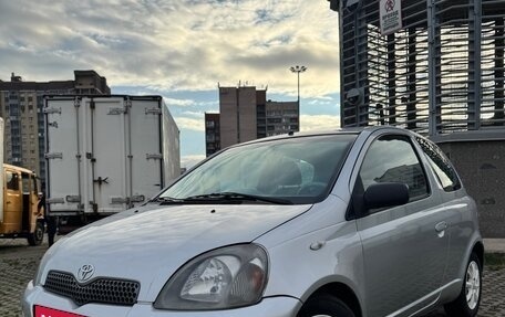Toyota Yaris I рестайлинг, 2000 год, 299 000 рублей, 8 фотография