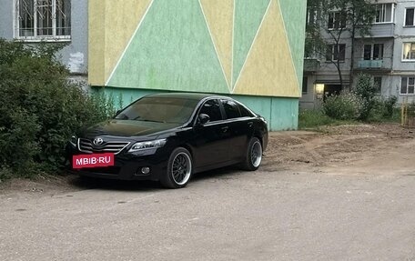 Toyota Camry, 2011 год, 1 250 000 рублей, 3 фотография