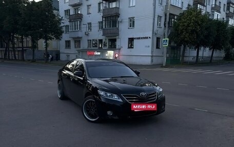 Toyota Camry, 2011 год, 1 250 000 рублей, 5 фотография