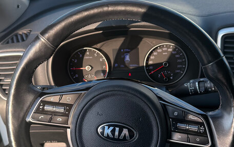 KIA Sportage IV рестайлинг, 2020 год, 1 700 000 рублей, 12 фотография