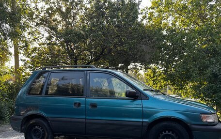 Mitsubishi Space Runner II, 1995 год, 69 000 рублей, 3 фотография