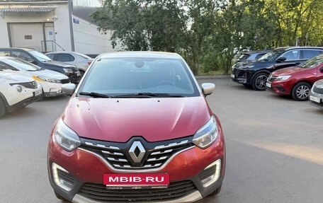 Renault Kaptur I рестайлинг, 2022 год, 1 725 000 рублей, 2 фотография