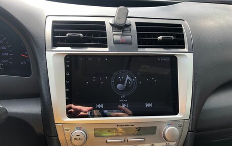 Toyota Camry, 2010 год, 1 110 000 рублей, 14 фотография