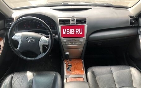 Toyota Camry, 2010 год, 1 110 000 рублей, 10 фотография