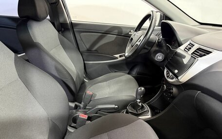 Hyundai Solaris II рестайлинг, 2013 год, 699 000 рублей, 10 фотография