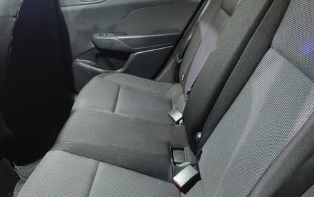 Hyundai Solaris II рестайлинг, 2019 год, 1 250 000 рублей, 18 фотография