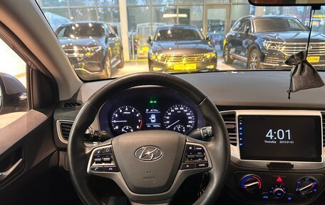 Hyundai Solaris II рестайлинг, 2017 год, 1 249 000 рублей, 17 фотография