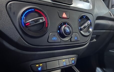 Hyundai Solaris II рестайлинг, 2017 год, 1 249 000 рублей, 20 фотография