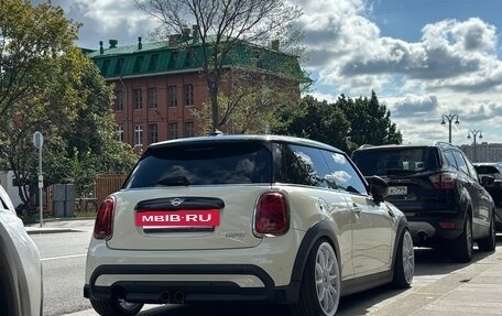 MINI Hatch, 2021 год, 2 350 000 рублей, 4 фотография