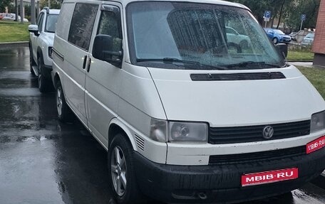 Volkswagen Transporter T4, 2002 год, 850 000 рублей, 1 фотография
