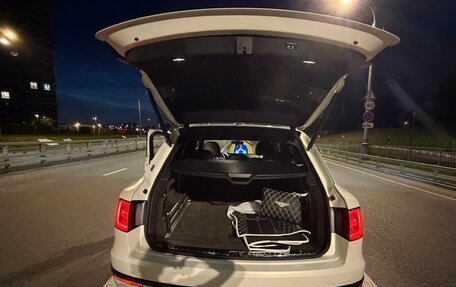Bentley Bentayga I, 2017 год, 9 400 000 рублей, 10 фотография