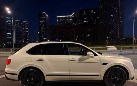 Bentley Bentayga I, 2017 год, 9 400 000 рублей, 4 фотография