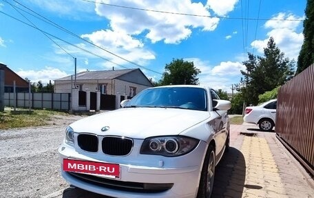 BMW 1 серия, 2011 год, 680 000 рублей, 10 фотография