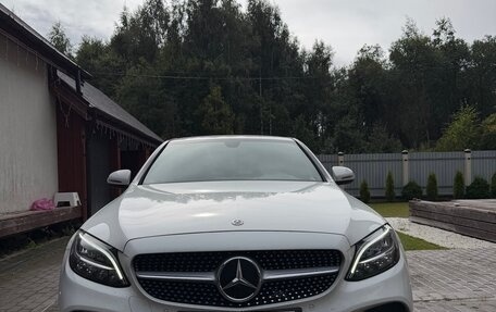 Mercedes-Benz C-Класс, 2019 год, 2 400 000 рублей, 1 фотография