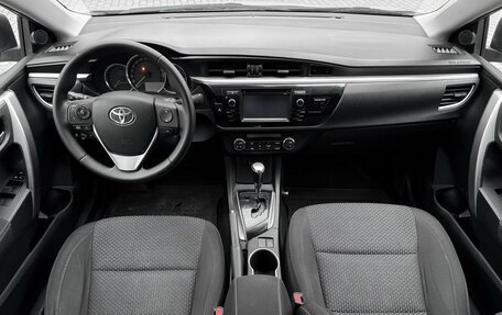 Toyota Corolla, 2013 год, 895 000 рублей, 8 фотография