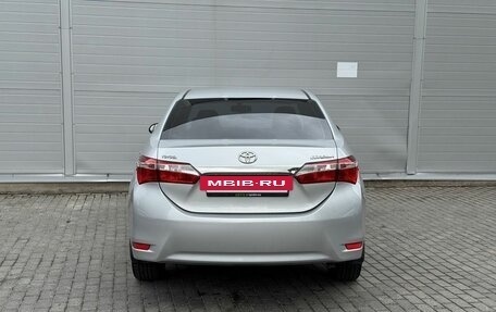 Toyota Corolla, 2013 год, 895 000 рублей, 5 фотография