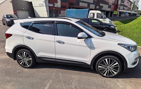 Hyundai Santa Fe III рестайлинг, 2018 год, 1 599 000 рублей, 2 фотография