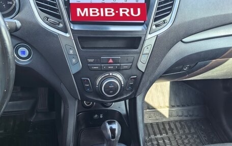 Hyundai Santa Fe III рестайлинг, 2018 год, 1 599 000 рублей, 12 фотография