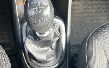 KIA Rio III рестайлинг, 2012 год, 560 000 рублей, 18 фотография