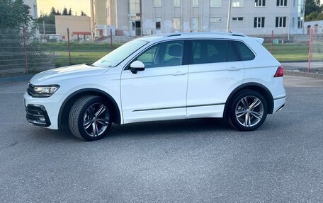 Volkswagen Tiguan II, 2018 год, 2 600 000 рублей, 7 фотография