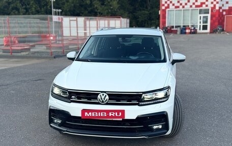 Volkswagen Tiguan II, 2018 год, 2 600 000 рублей, 5 фотография