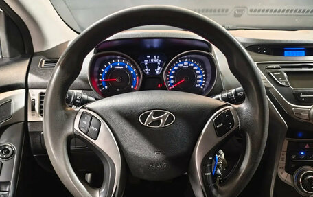 Hyundai Elantra V, 2013 год, 990 000 рублей, 10 фотография
