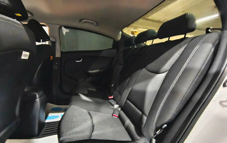 Hyundai Elantra V, 2013 год, 990 000 рублей, 15 фотография