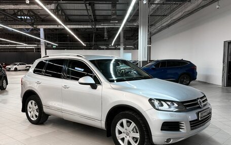 Volkswagen Touareg III, 2013 год, 2 124 000 рублей, 3 фотография