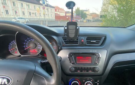 KIA Rio III рестайлинг, 2013 год, 560 000 рублей, 9 фотография