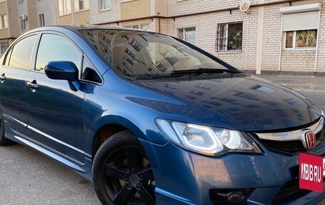 Honda Civic VIII, 2010 год, 755 000 рублей, 2 фотография