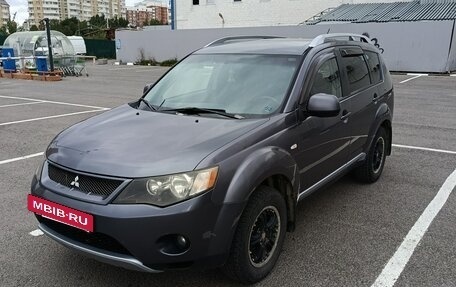 Mitsubishi Outlander III рестайлинг 3, 2008 год, 750 000 рублей, 3 фотография