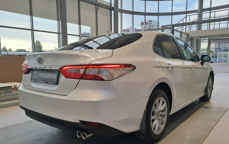Toyota Camry, 2021 год, 2 850 000 рублей, 5 фотография