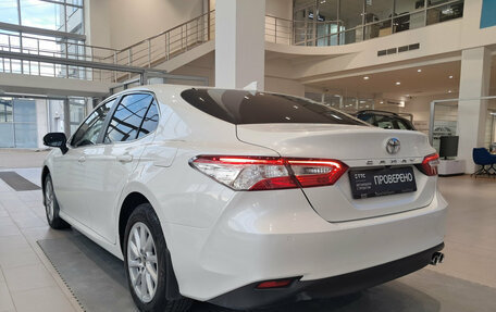 Toyota Camry, 2021 год, 2 850 000 рублей, 7 фотография