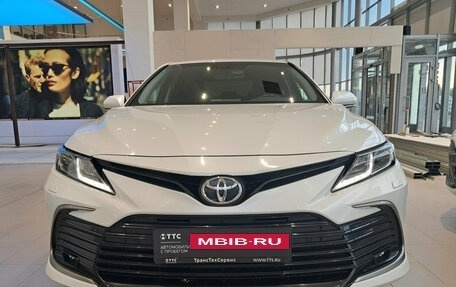 Toyota Camry, 2021 год, 2 850 000 рублей, 2 фотография