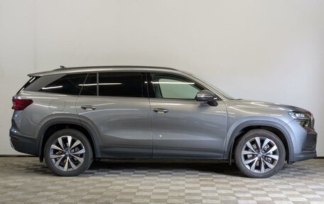 Skoda Kodiaq, 2025 год, 5 600 000 рублей, 4 фотография