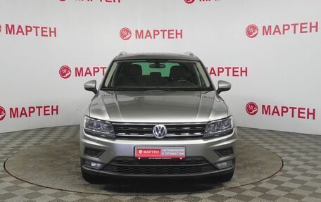Volkswagen Tiguan II, 2018 год, 2 567 000 рублей, 2 фотография