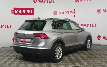 Volkswagen Tiguan II, 2018 год, 2 567 000 рублей, 5 фотография