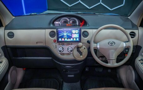Toyota Sienta I, 2013 год, 790 000 рублей, 12 фотография
