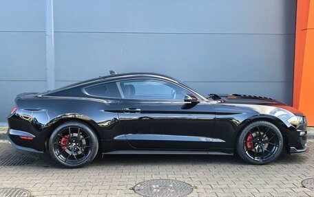 Ford Mustang VI рестайлинг, 2020 год, 2 999 000 рублей, 3 фотография