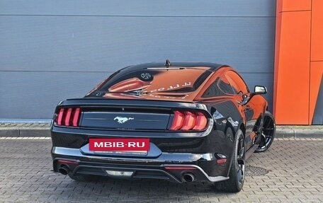 Ford Mustang VI рестайлинг, 2020 год, 2 999 000 рублей, 4 фотография