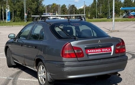 Mitsubishi Carisma I, 2001 год, 130 000 рублей, 3 фотография