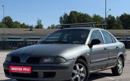 Mitsubishi Carisma I, 2001 год, 130 000 рублей, 2 фотография