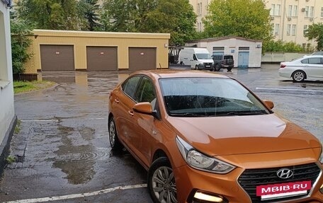 Hyundai Solaris II рестайлинг, 2018 год, 1 380 000 рублей, 2 фотография