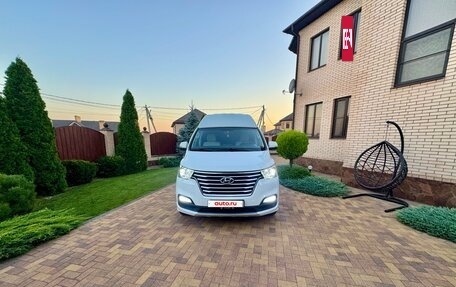 Hyundai Grand Starex Grand Starex I рестайлинг 2, 2019 год, 3 950 000 рублей, 9 фотография