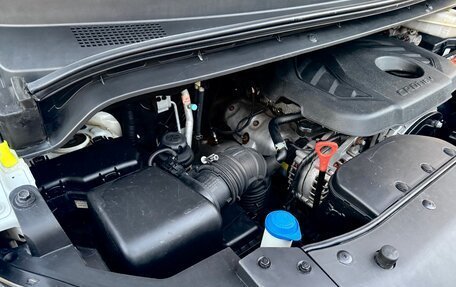 Hyundai Grand Starex Grand Starex I рестайлинг 2, 2019 год, 3 950 000 рублей, 36 фотография